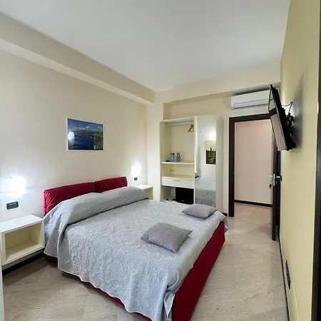 La Rondinella Sorrento