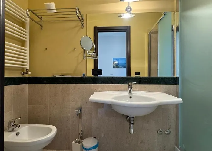 Apartment La Rondinella *